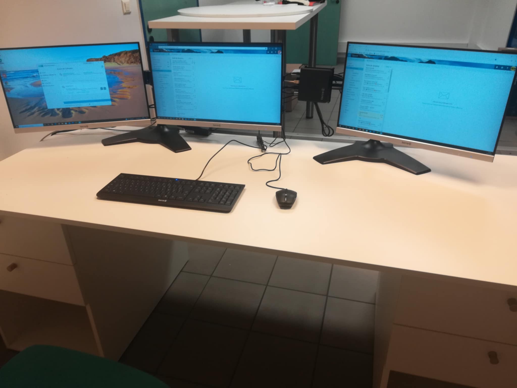 CENTRAL DÉPOT — PC TERRA (Photo 4)